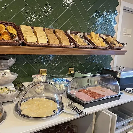Sete Colinas Hotel 2*