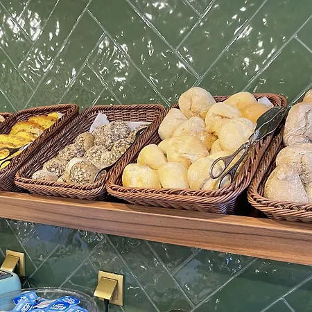 Отель Sete Colinas 2*